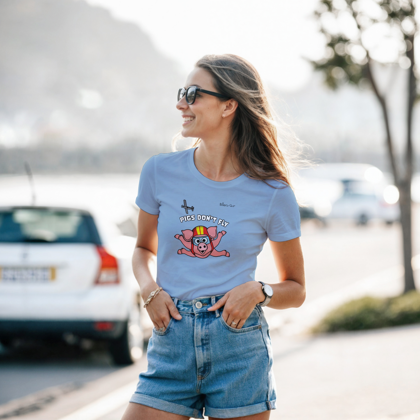 Pigs Don't Fly - Sky Diving - Beach & Sure Leisure Wear Womens' Slim Fit T-Shirt